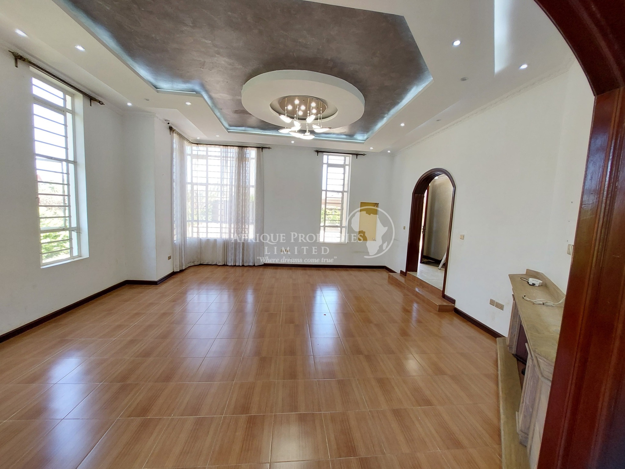 Exquisite 4 Maisonette For Sale Along Kenyatta Road Image