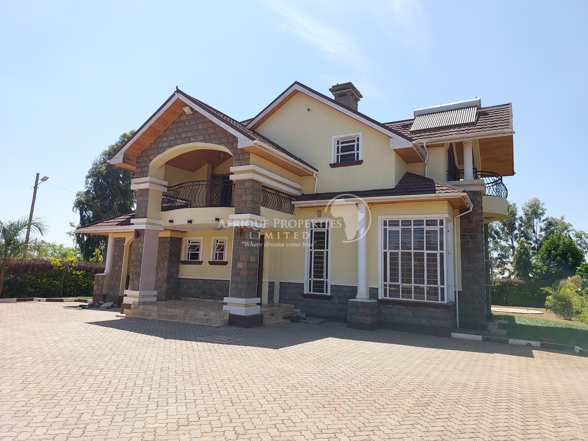 Exquisite 4 Maisonette For Sale Along Kenyatta Road