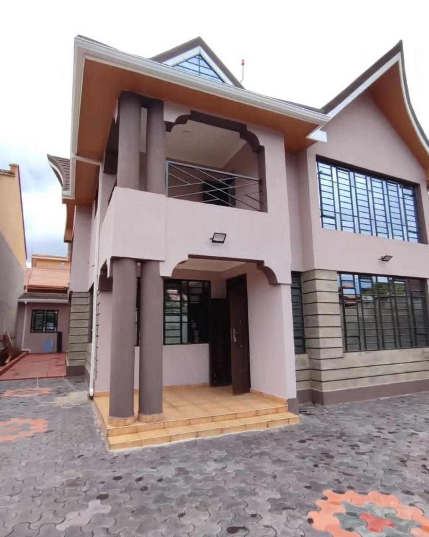 Exquisite New 4-Bedroom Townhouse For Sale in Ruiru Membley