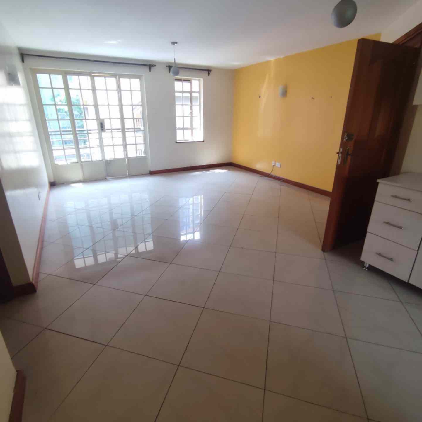 1 bedroom apartment for rent in Kilimani near Yaya