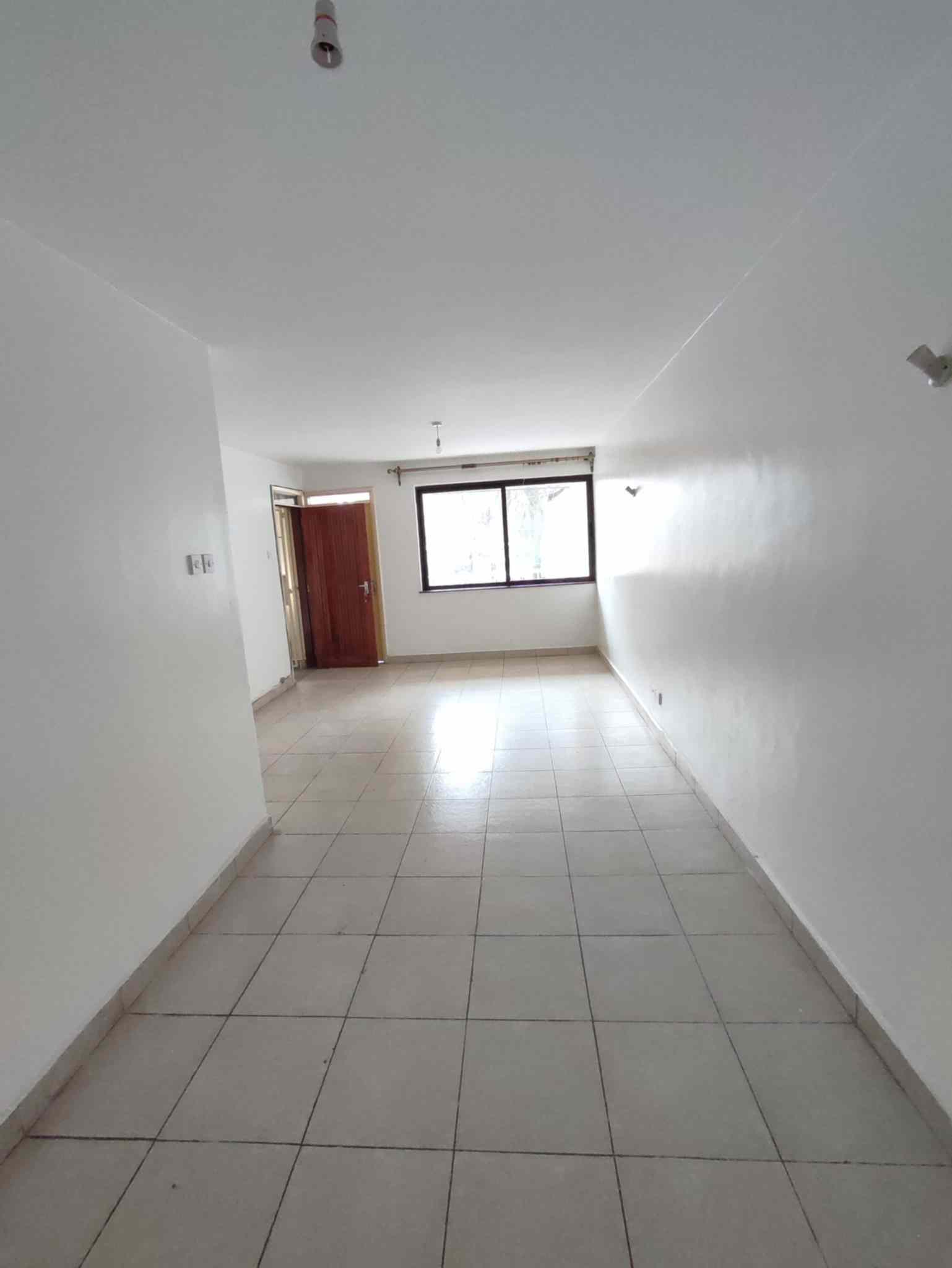 2 bedroom apartment for rent in Kilimani near Yaya Centre