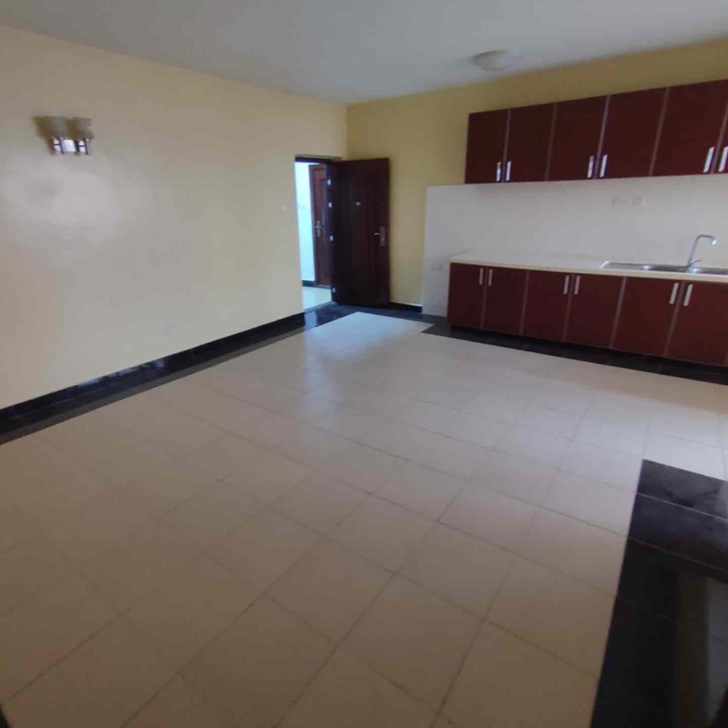 2 bedroom apartment for rent in Kilimani near Yaya Centre