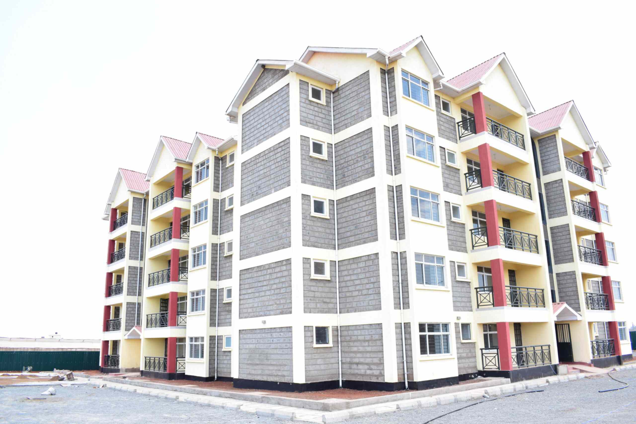 3 and 4 bedroom apartment for sale in Juja