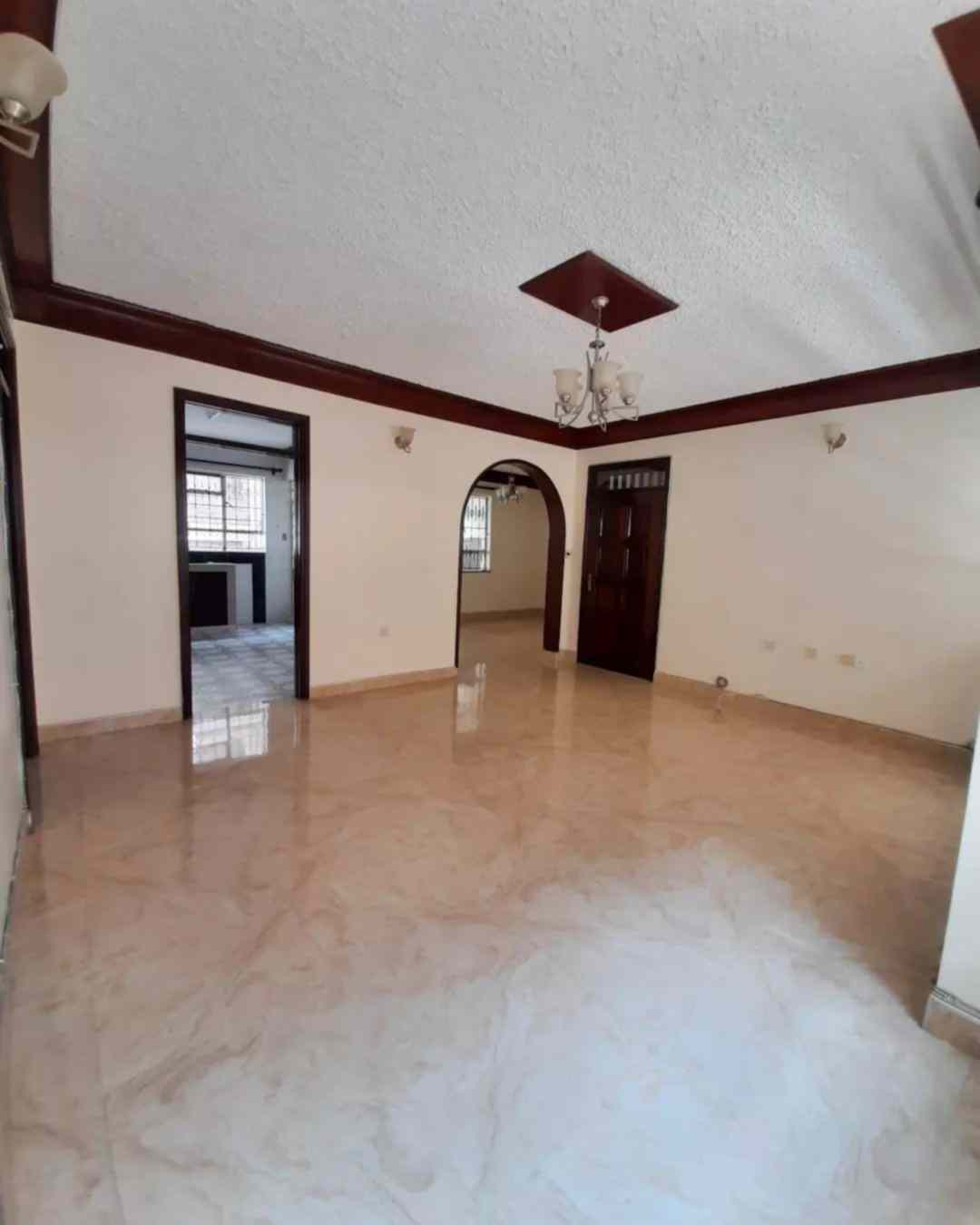 Spacious 3 bedroom apartment for rent in Kileleshwa