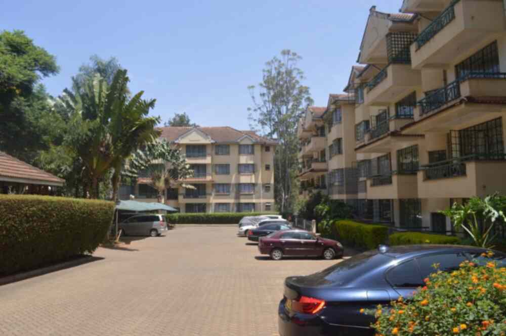 3 bedroom apartment for rent in Kileleshwa siaya rd