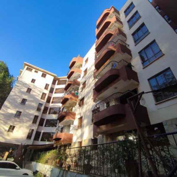 3 bedroom apartment for rent in Kilimani Lenana road