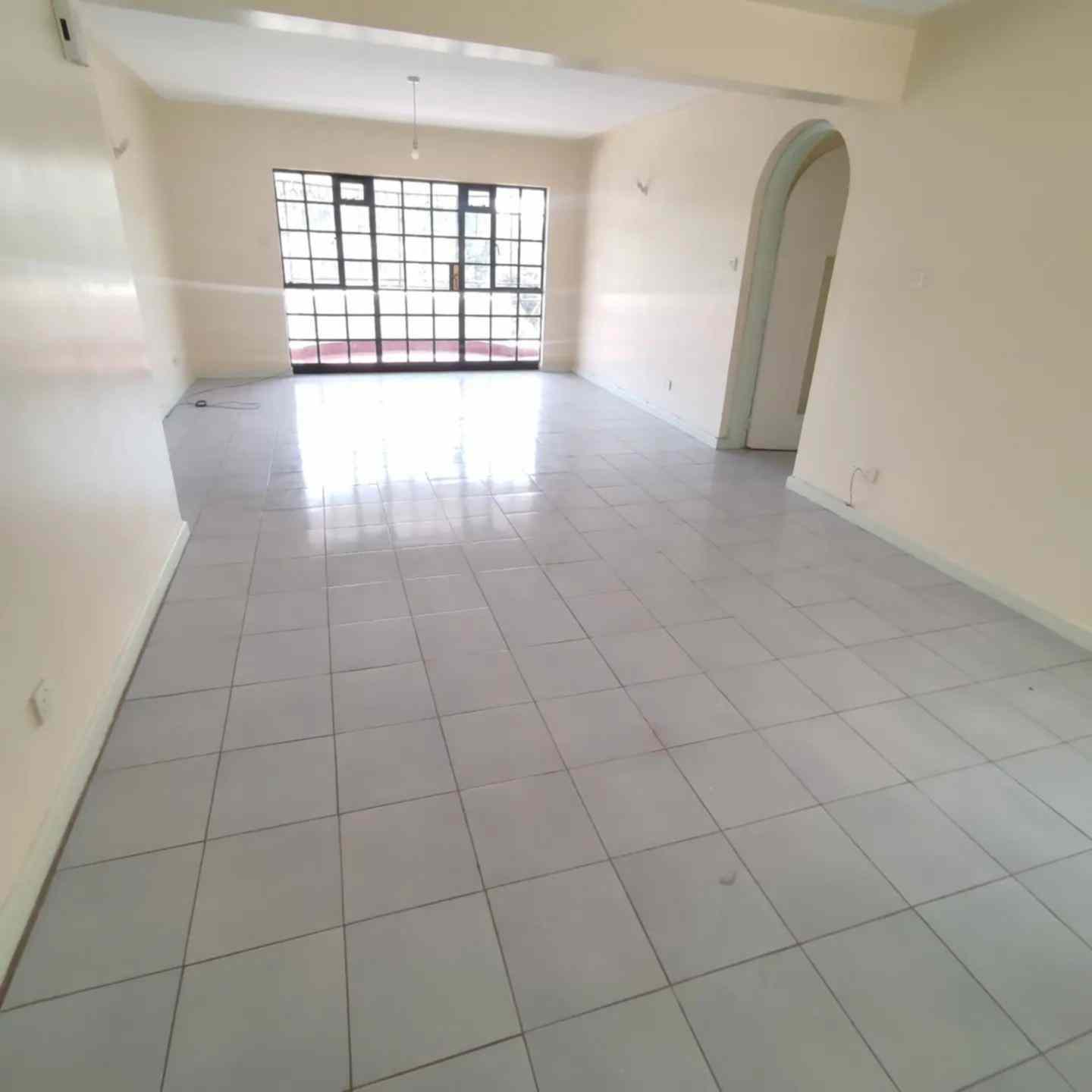 3 bedroom apartment for rent in Kilimani with sq