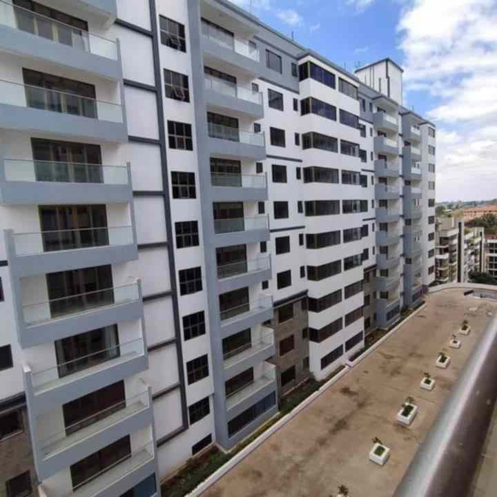 3 bedroom apartment for rent in Lavington Hatheru road