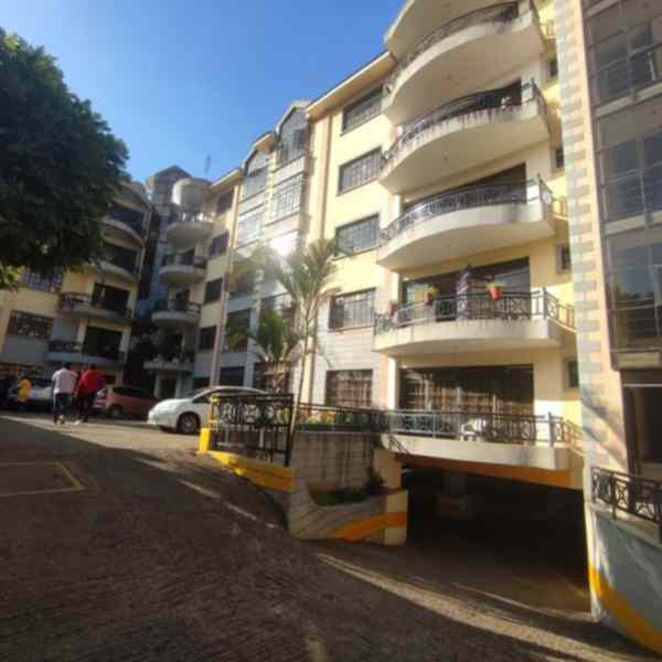 3 bedroom apartment for rent in Lavington Riara road