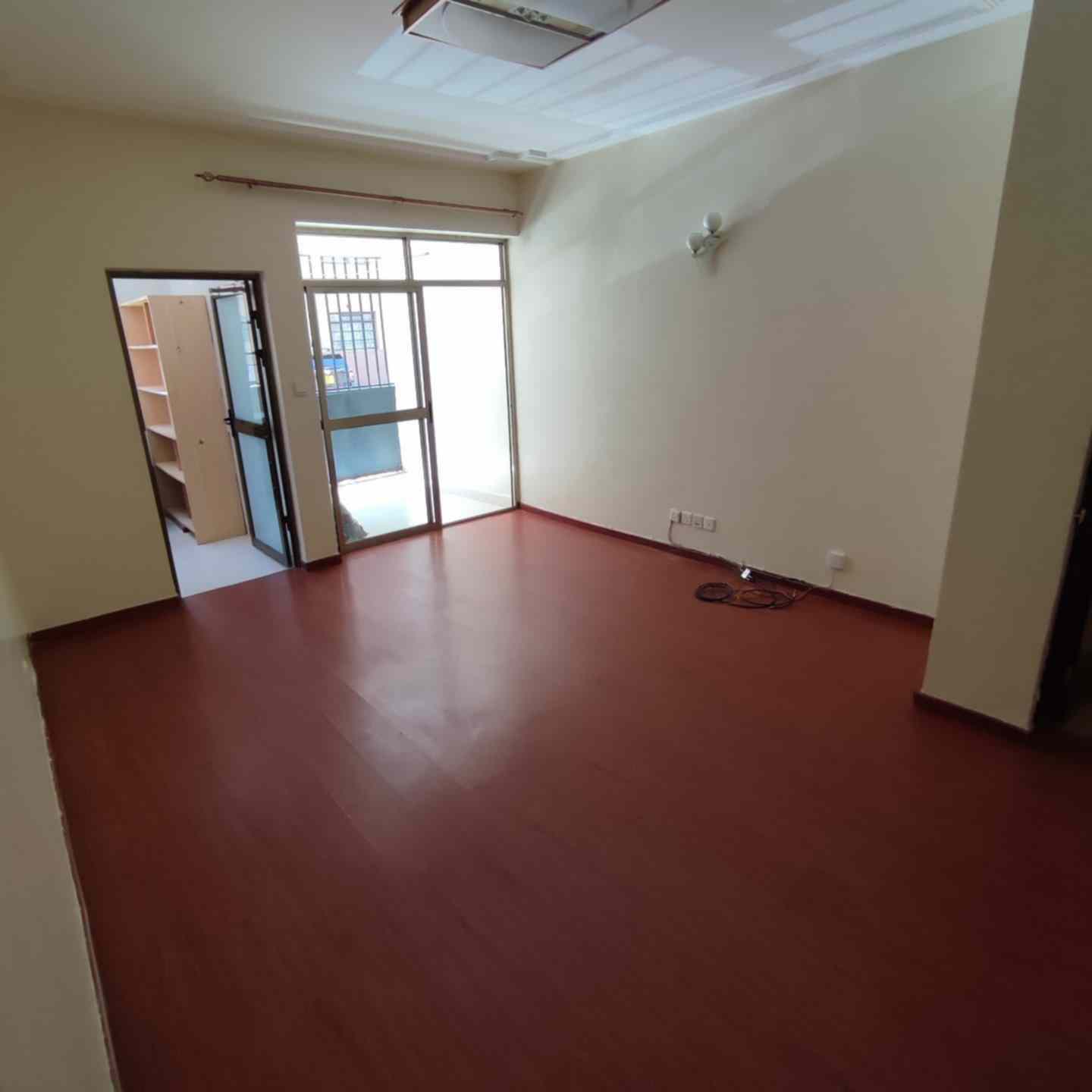 3 bedroom apartment for rent in Lavington Valley Arcade