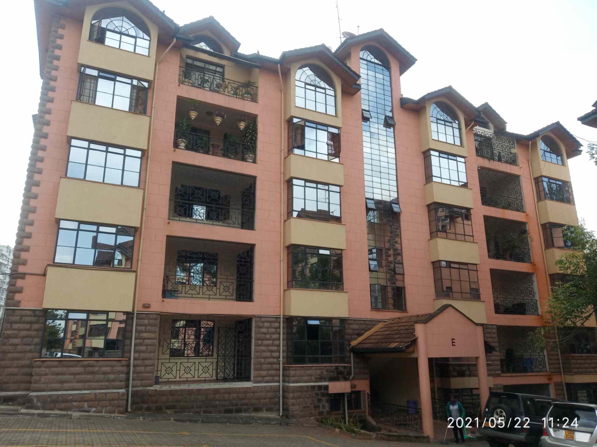 3 bedroom apartment to let in Kileleshwa