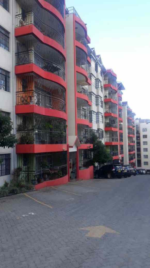 4 bedroom apartment for sale in Kilimani riara road