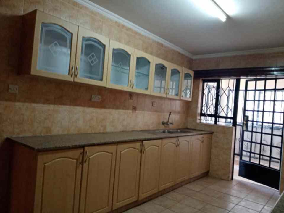 Four bedroom to let in Kileleshwa