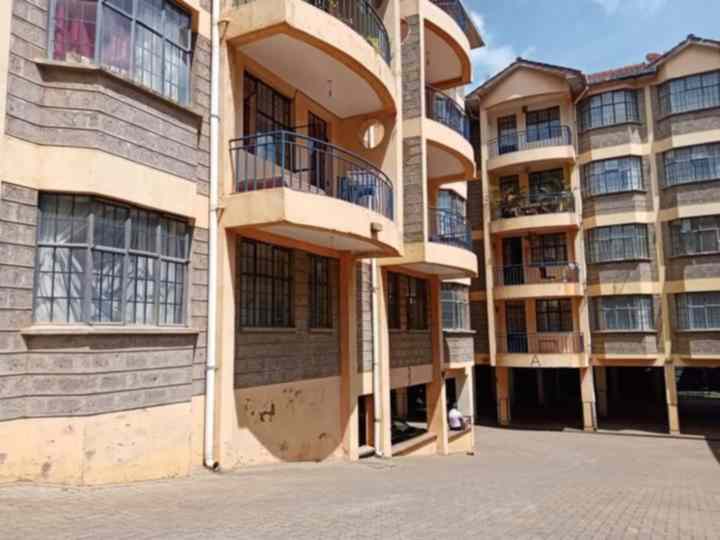 Three bedroom to let in Langata