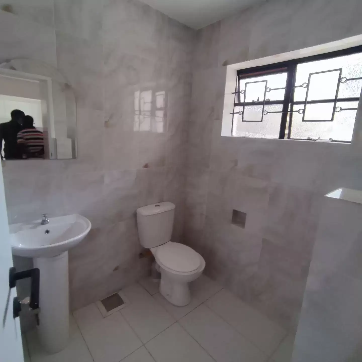 1 bedroom apartment for rent in Kilimani Image