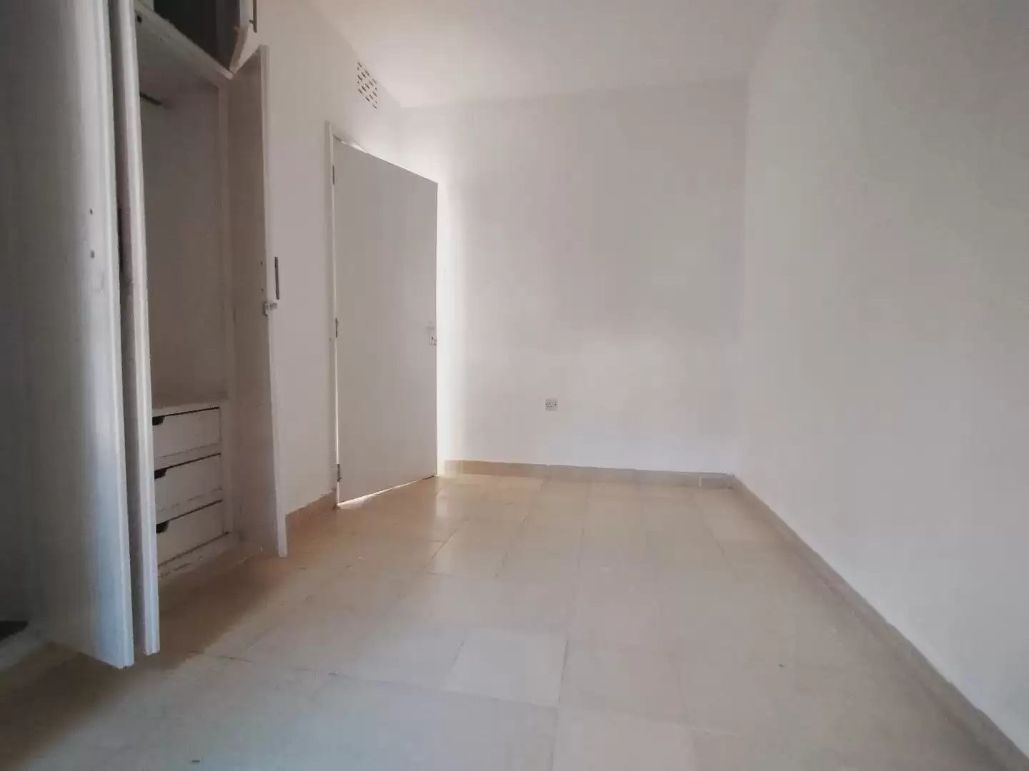 2 and 3 bedroom apartment for rent along State house road Image