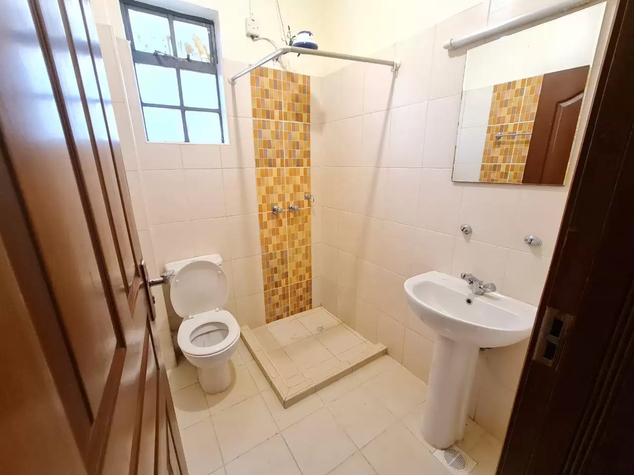 2 bedroom apartment for rent along Kiambu road Fourways Junction Image