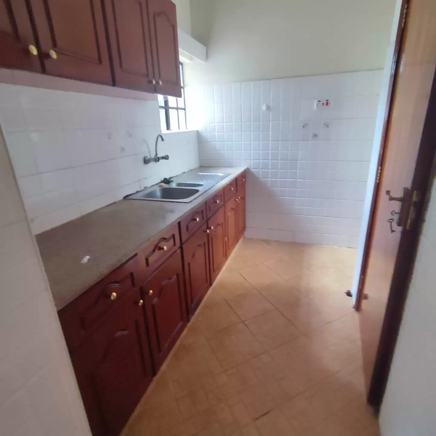 2 bedroom apartment for rent in Kileleshwa Image