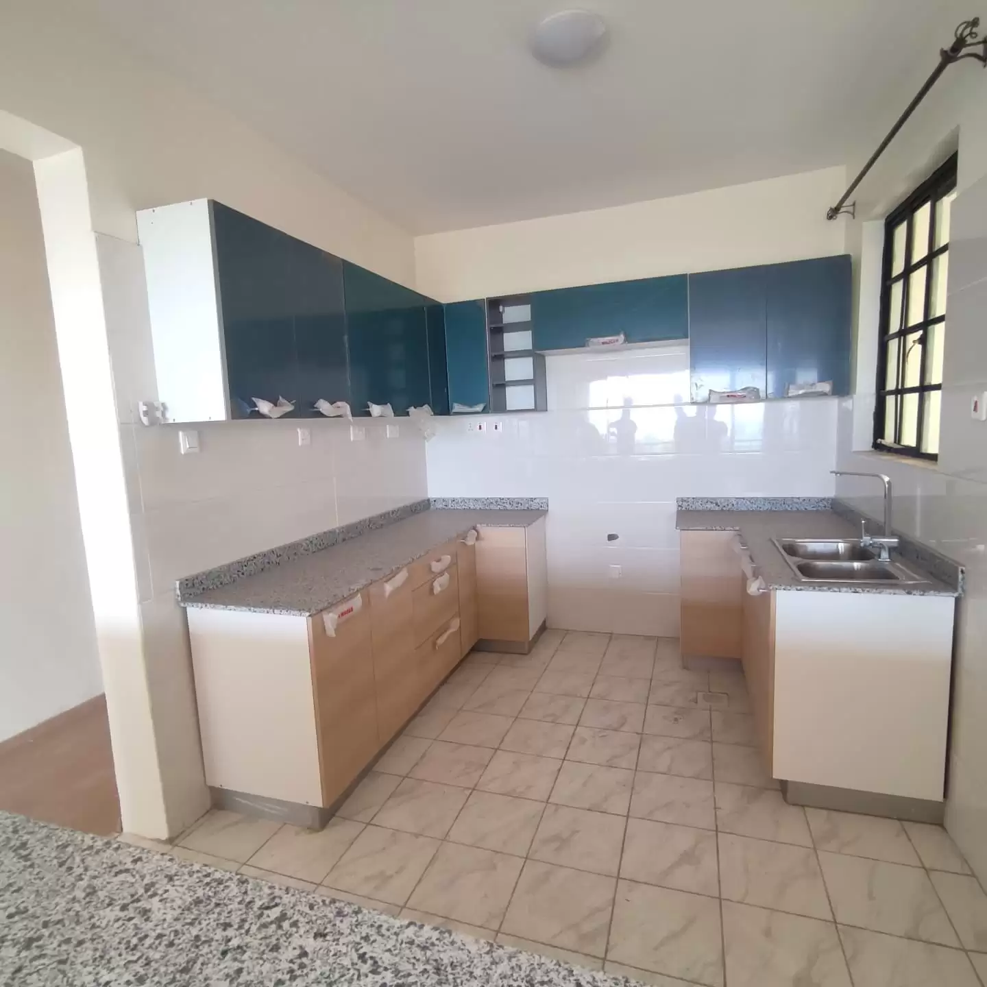 2 bedroom apartment for rent in Kileleshwa gatundu road Image