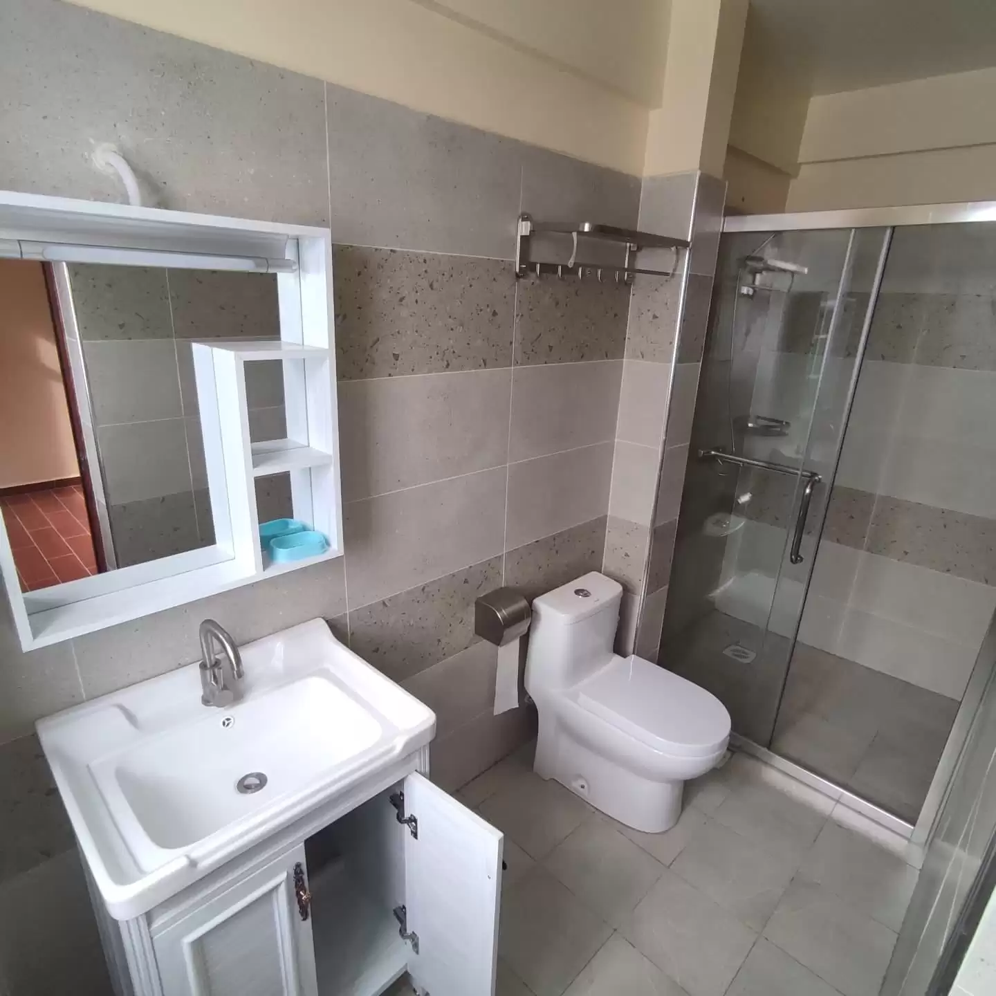 2 bedroom apartment for rent in Kileleshwa Image