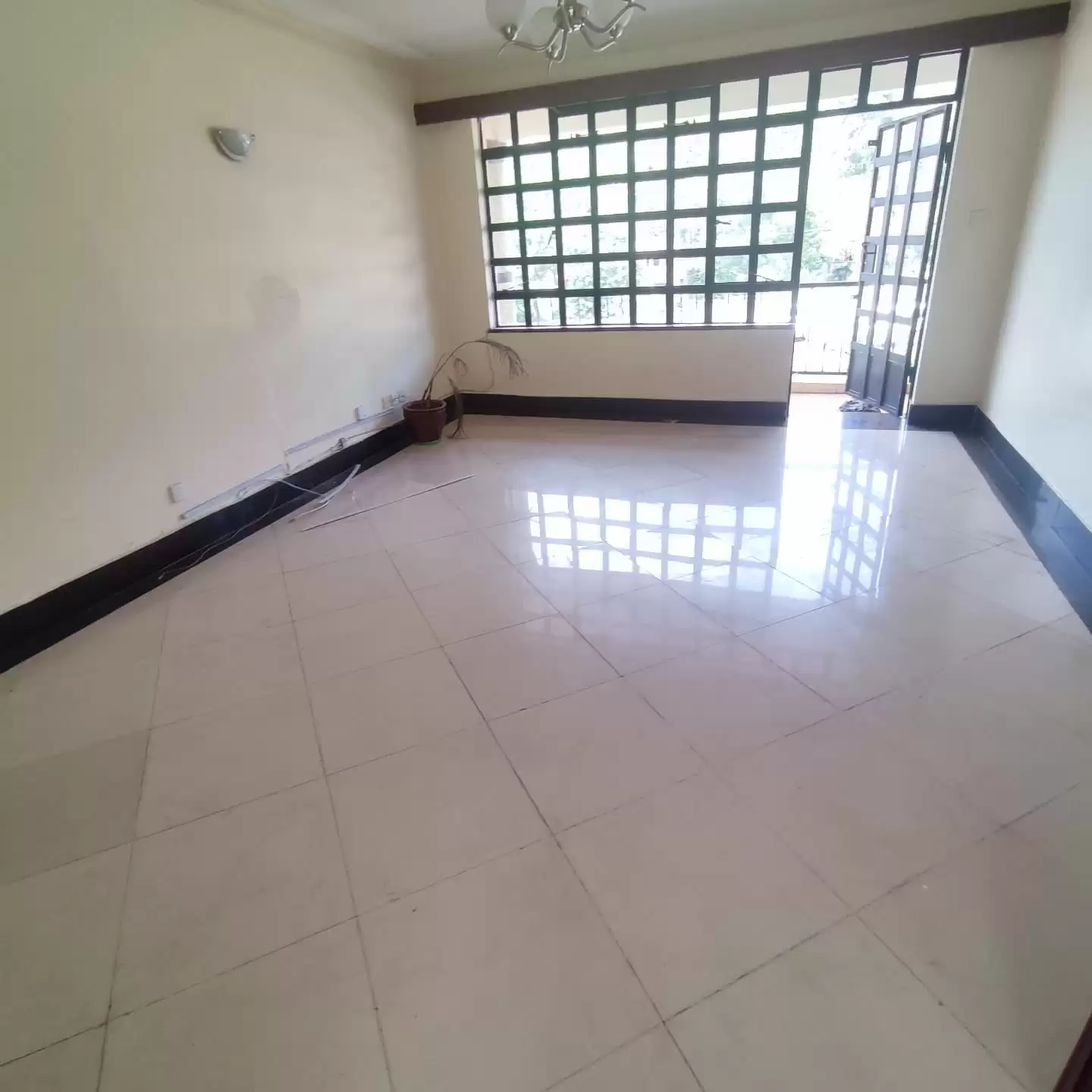 2 bedroom apartment for rent in Kileleshwa Image