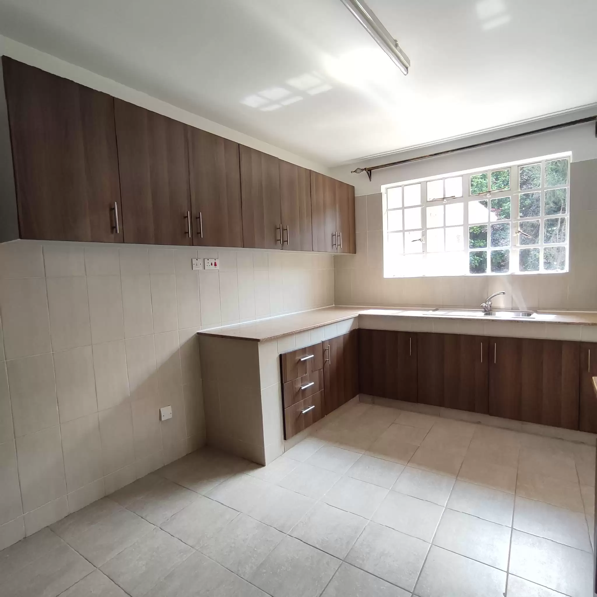 2 bedroom apartment for rent in Kilimani Image