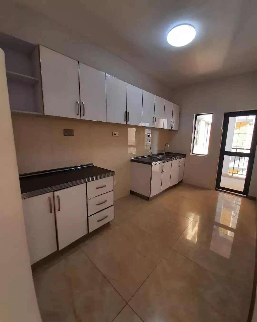 2 bedroom apartment for rent in Kilimani Image