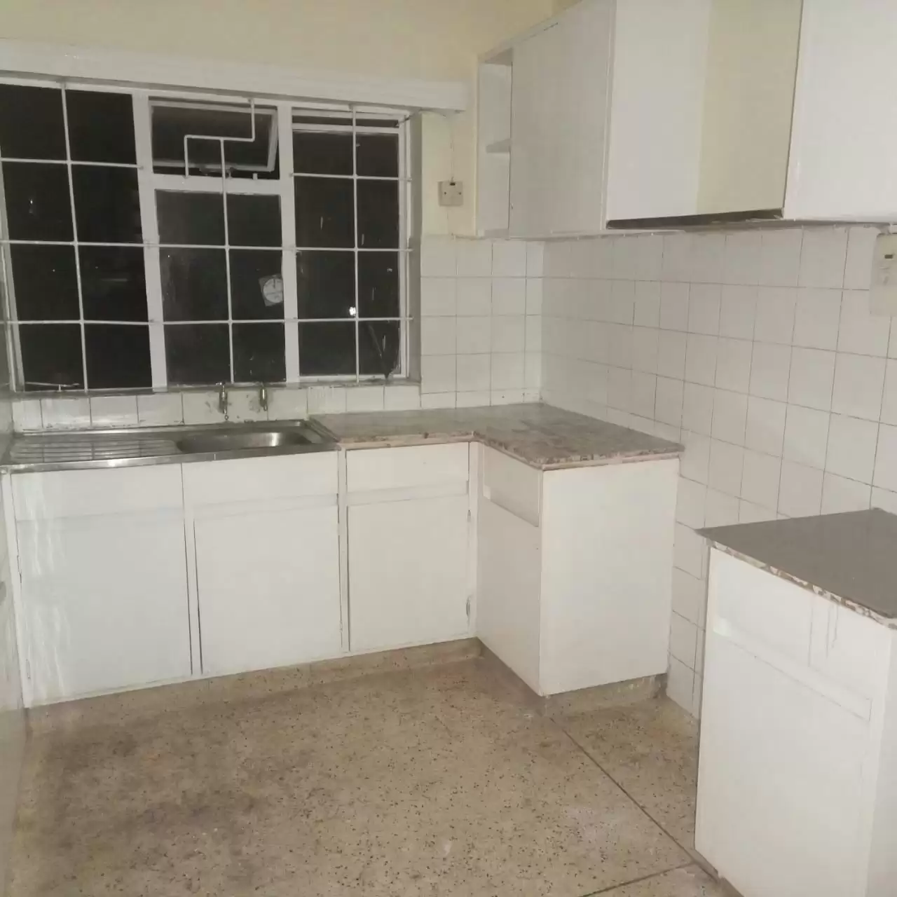 2 bedroom apartment for rent in Parklands Image