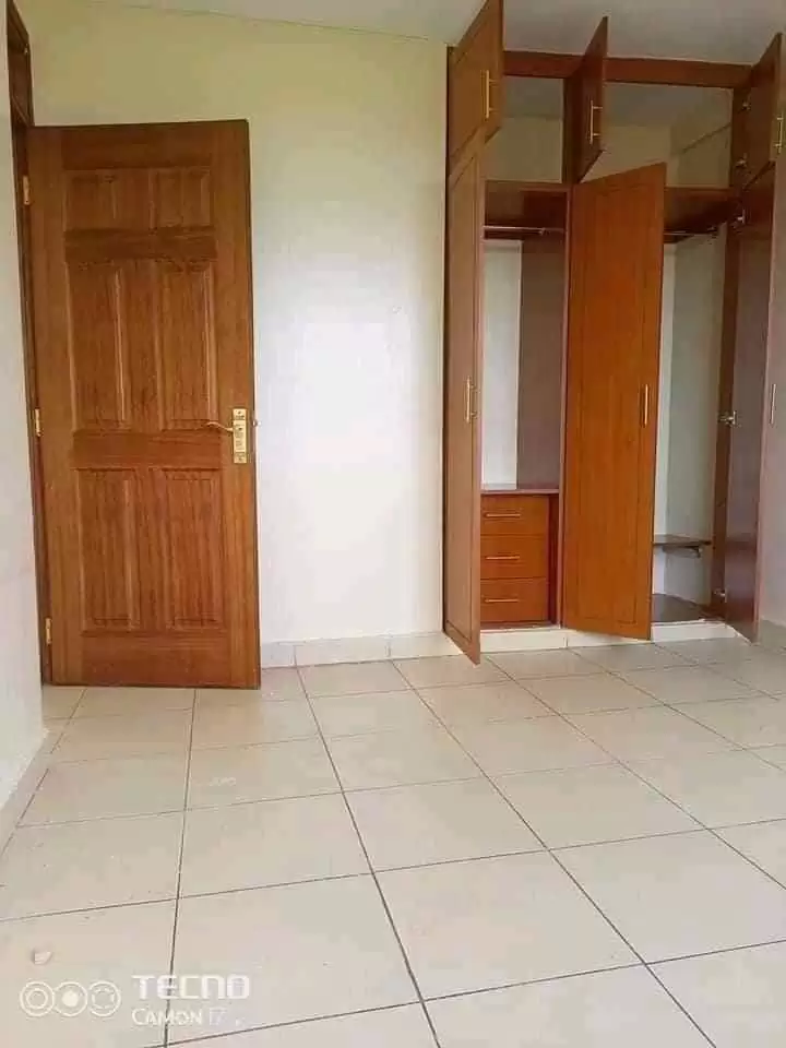 2 bedroom apartment for rent in South c Image