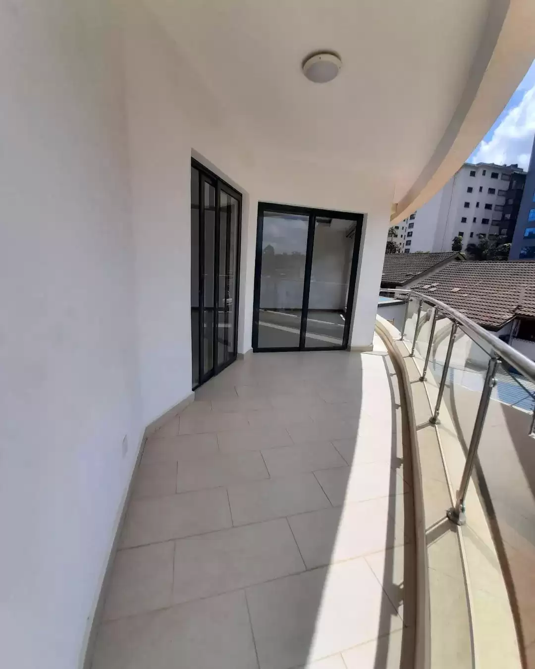 2 bedroom apartment for rent in Westlands Raphta road Image