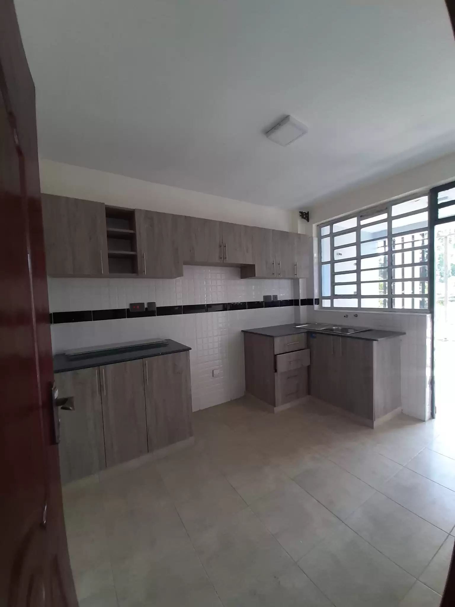 2 bedroom apartments for rent in Ruaka Image