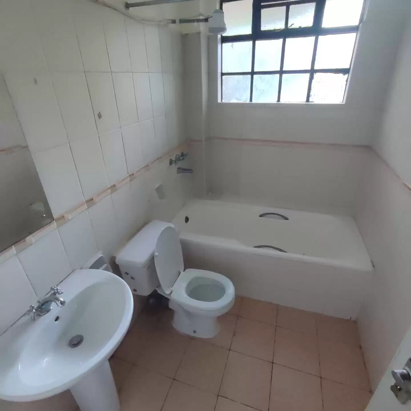 3 bedroom apartment for rent in Kileleshwa Image