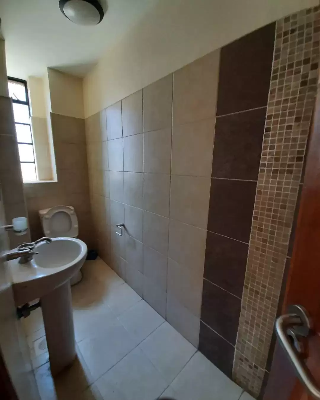 3 bedroom apartment for rent in Kileleshwa Image