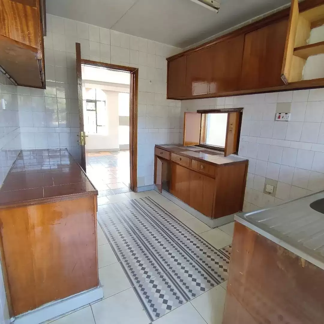 3 bedroom apartment for rent in Kileleshwa Image