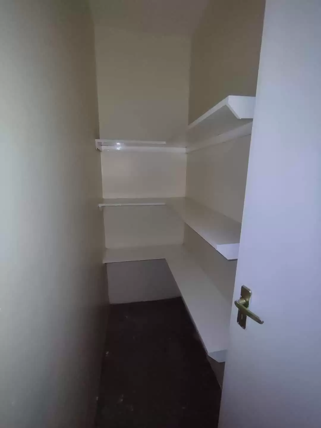 3 bedroom apartment for rent in Kileleshwa Image