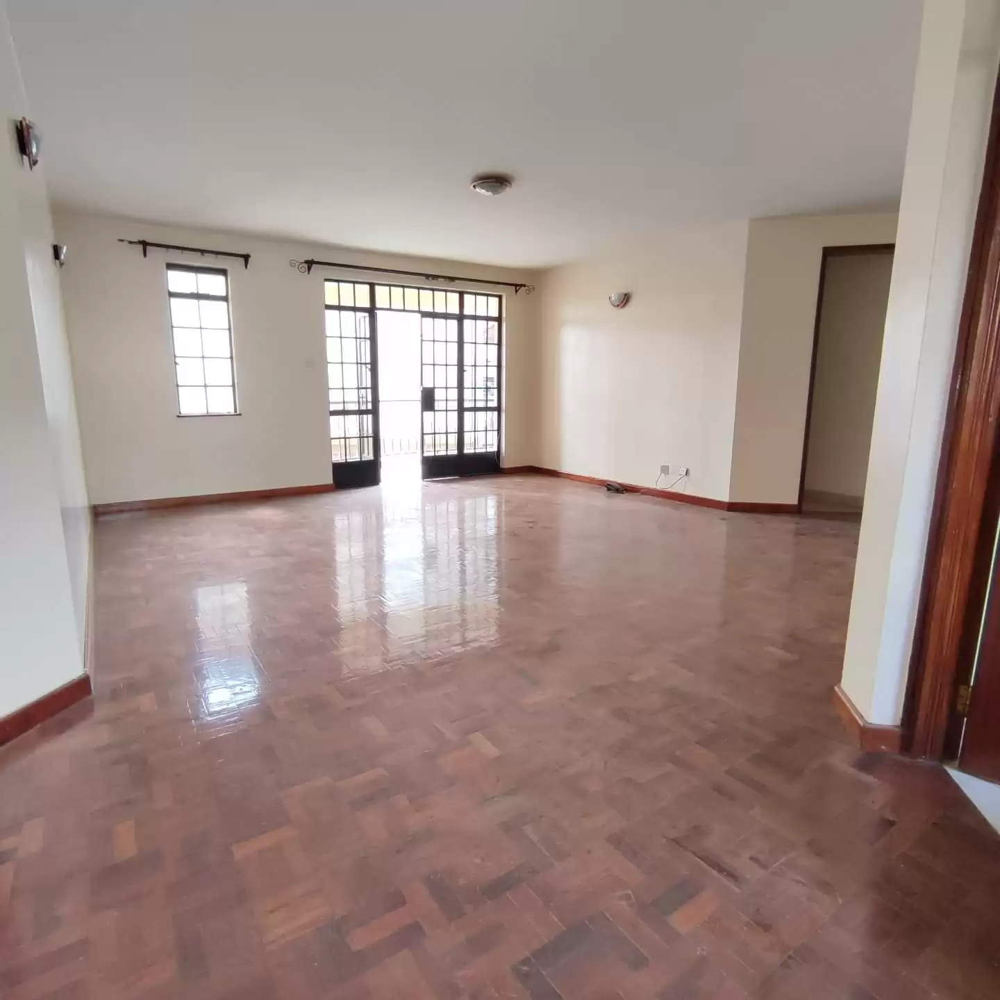 3 bedroom apartment for rent in Kileleshwa Image