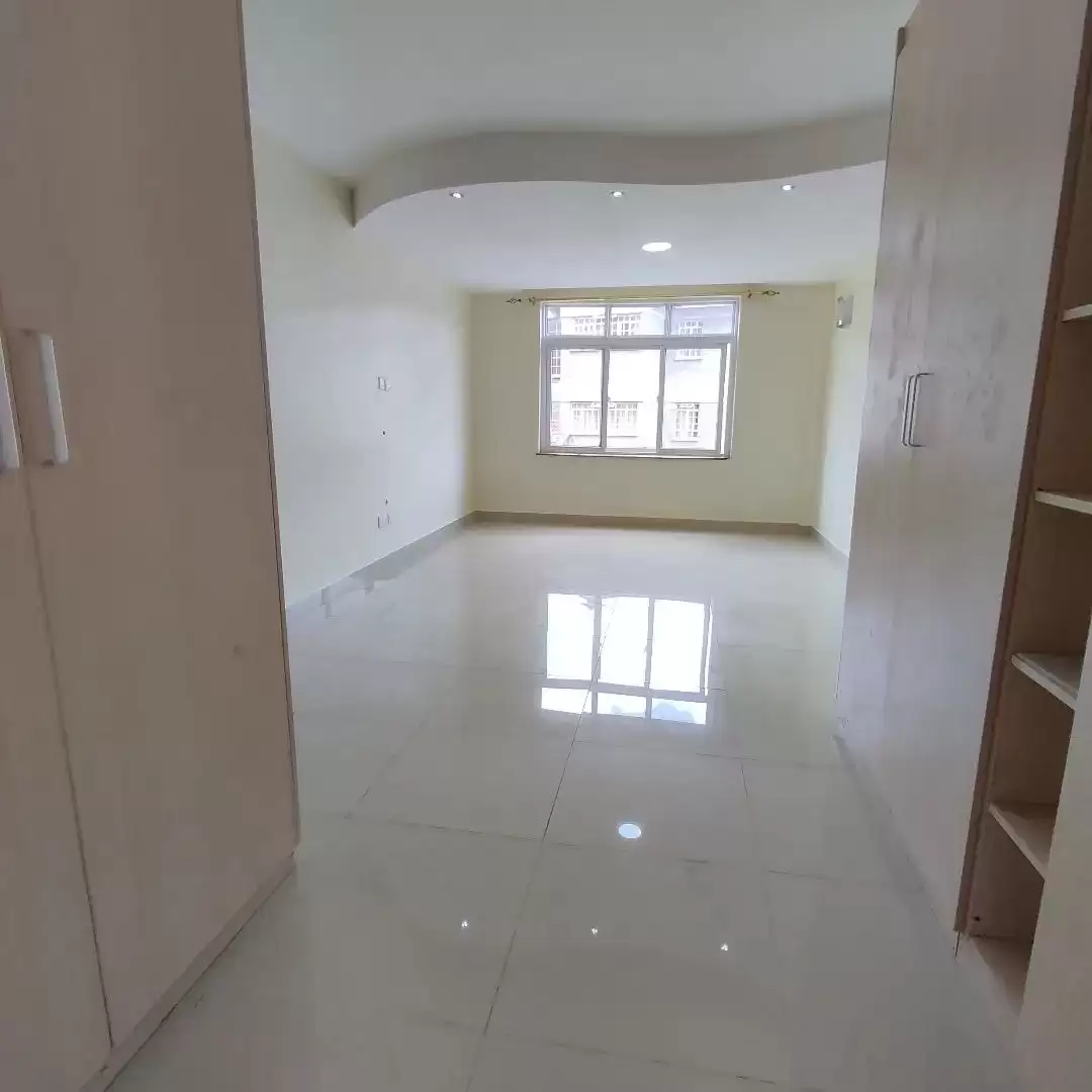 3 bedroom apartment for rent in Kileleshwa Image