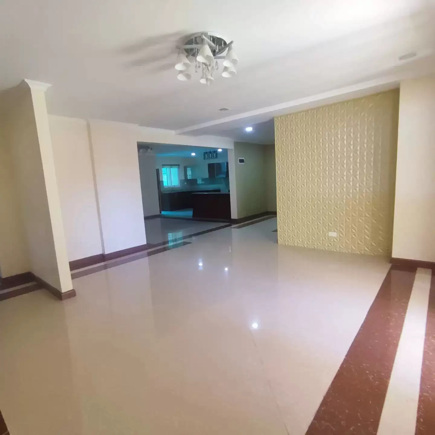 3 bedroom apartment for rent in Kilimani Image