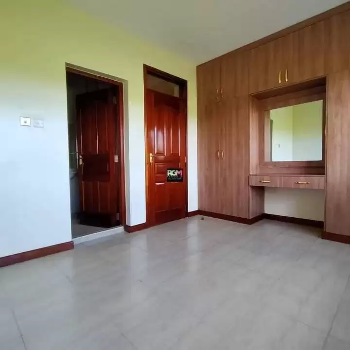 3 bedroom apartment for rent in Langata Image