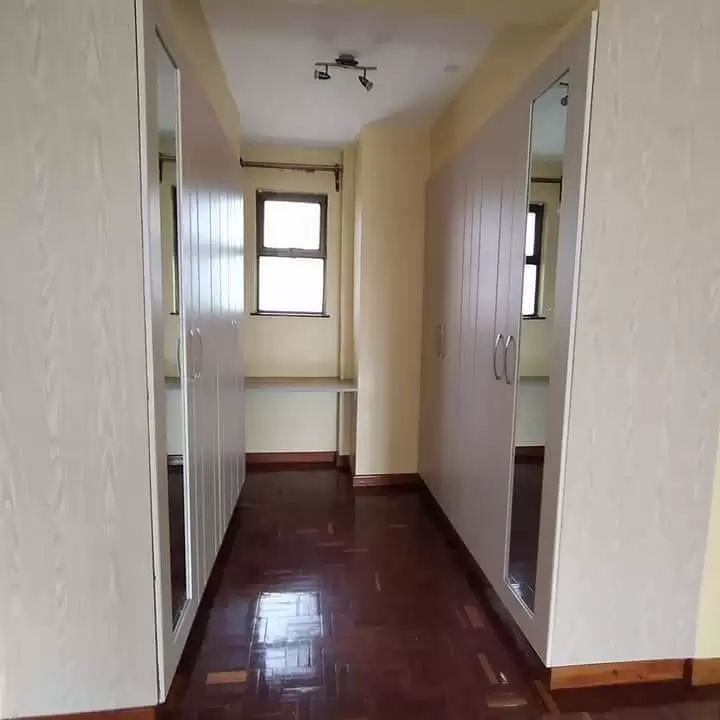 3 bedroom apartment for rent in Lavington Hatheru road Image