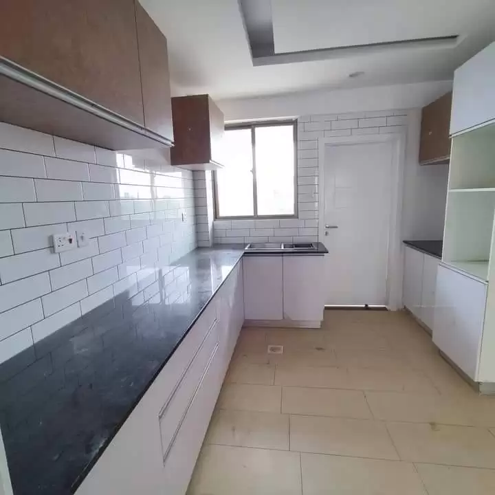 3 bedroom apartment for rent in Lavington Hatheru road Image