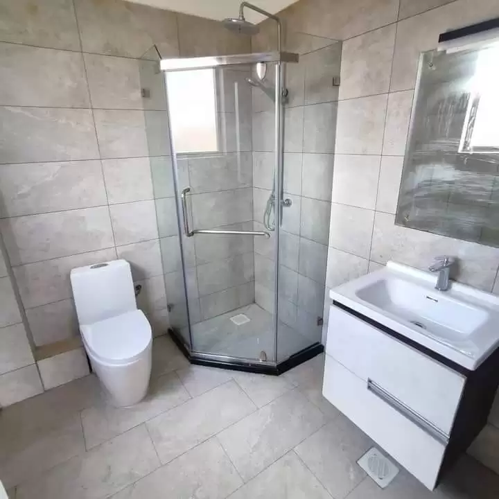 3 bedroom apartment for rent in Lavington Hatheru road Image