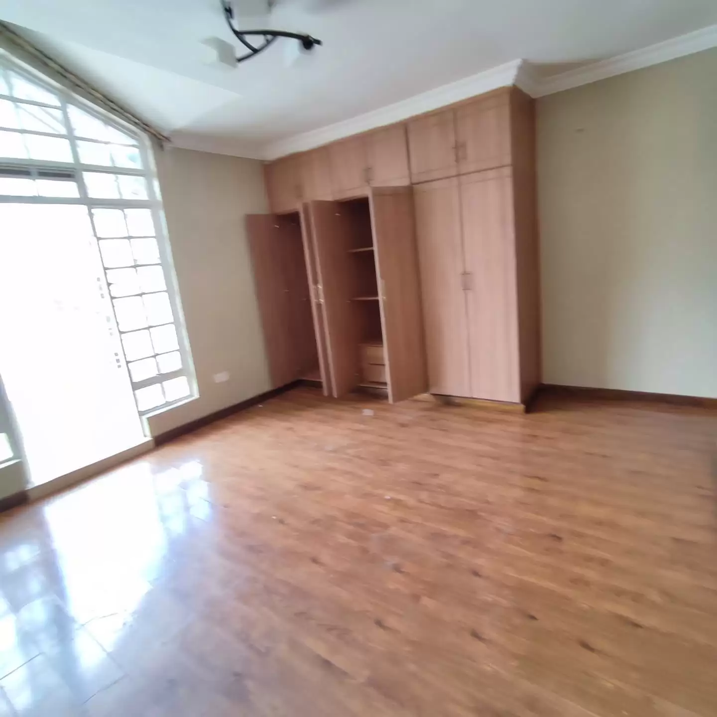 3 bedroom apartment for rent in Lavington Hatheru road Image