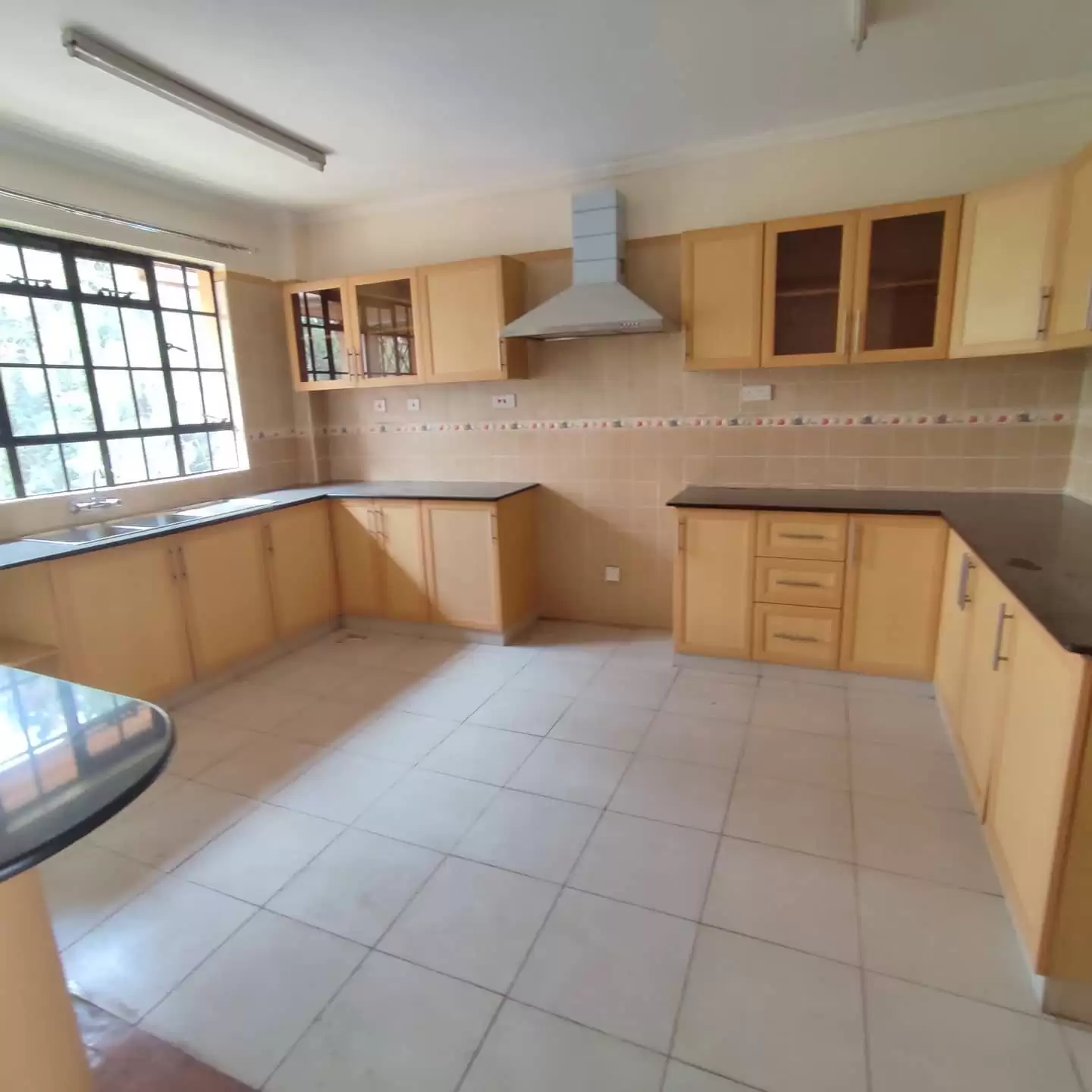 3 bedroom apartment for rent in Lavington Kingara road Image