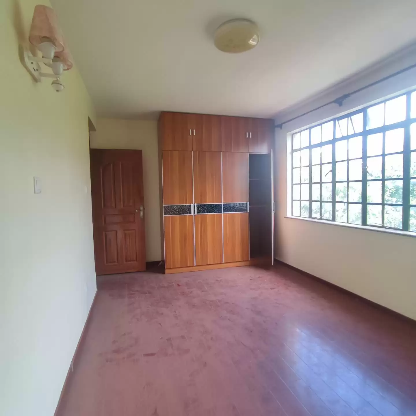 3 bedroom apartment for rent in Lavington mbaazi avenue Image