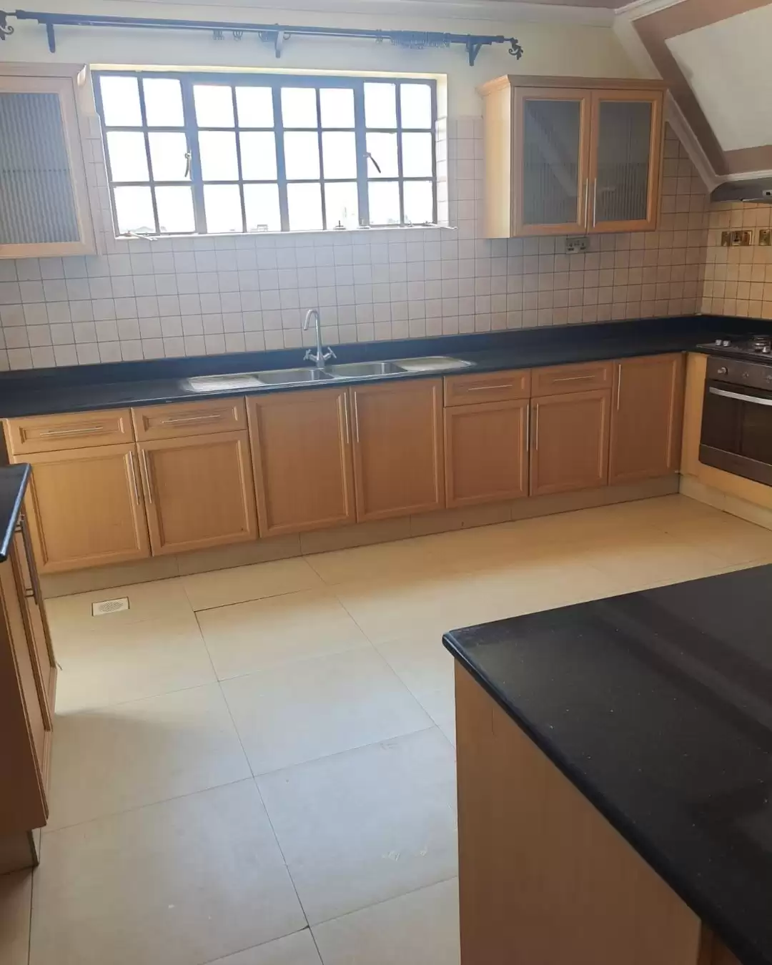 3 bedroom apartment for rent in Lavington near Kianda Image