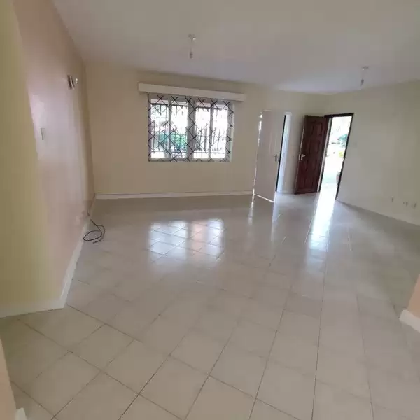 3 bedroom apartment for rent in Lavington Image