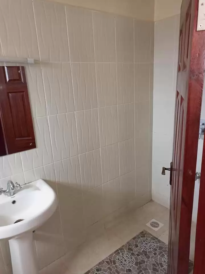 3 bedroom apartment for rent in Ngara Image