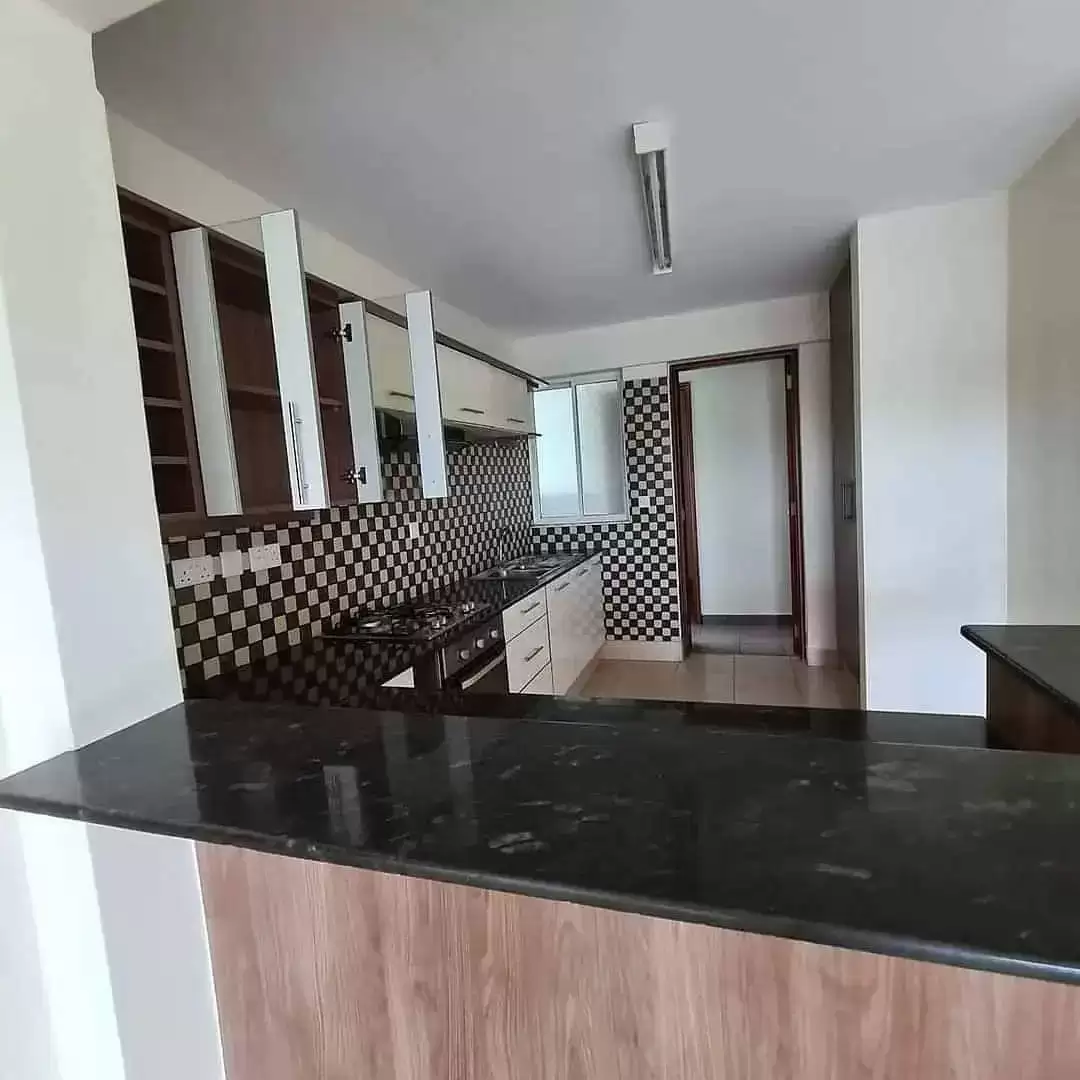 3 bedroom apartment for rent with dsq in Kileleshwa Image