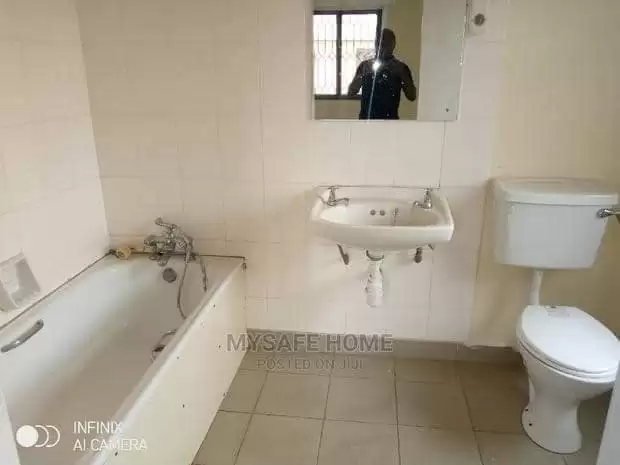 3 bedroom apartment for sale in Nyayo estate Embakasi Image